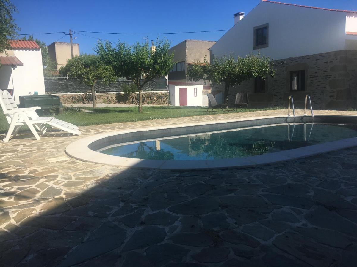 Casadaldeiadalmofala Esterno foto